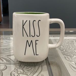 RAE DUNN “KISS ME” MUG